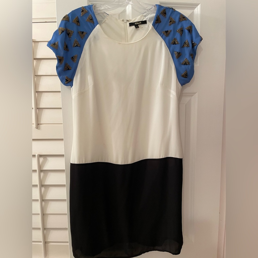 Blue, White and Black Cocktail Dress with Embezzled Sleeves - size L